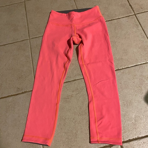 Lululemon Crop Leggings - Picture 1 of 3
